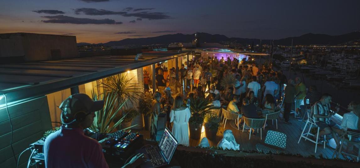 Cn1-zona Chic Club Nautico, Clima, 5 Minutos Andando De La Playa, Centro, Restaurantes *